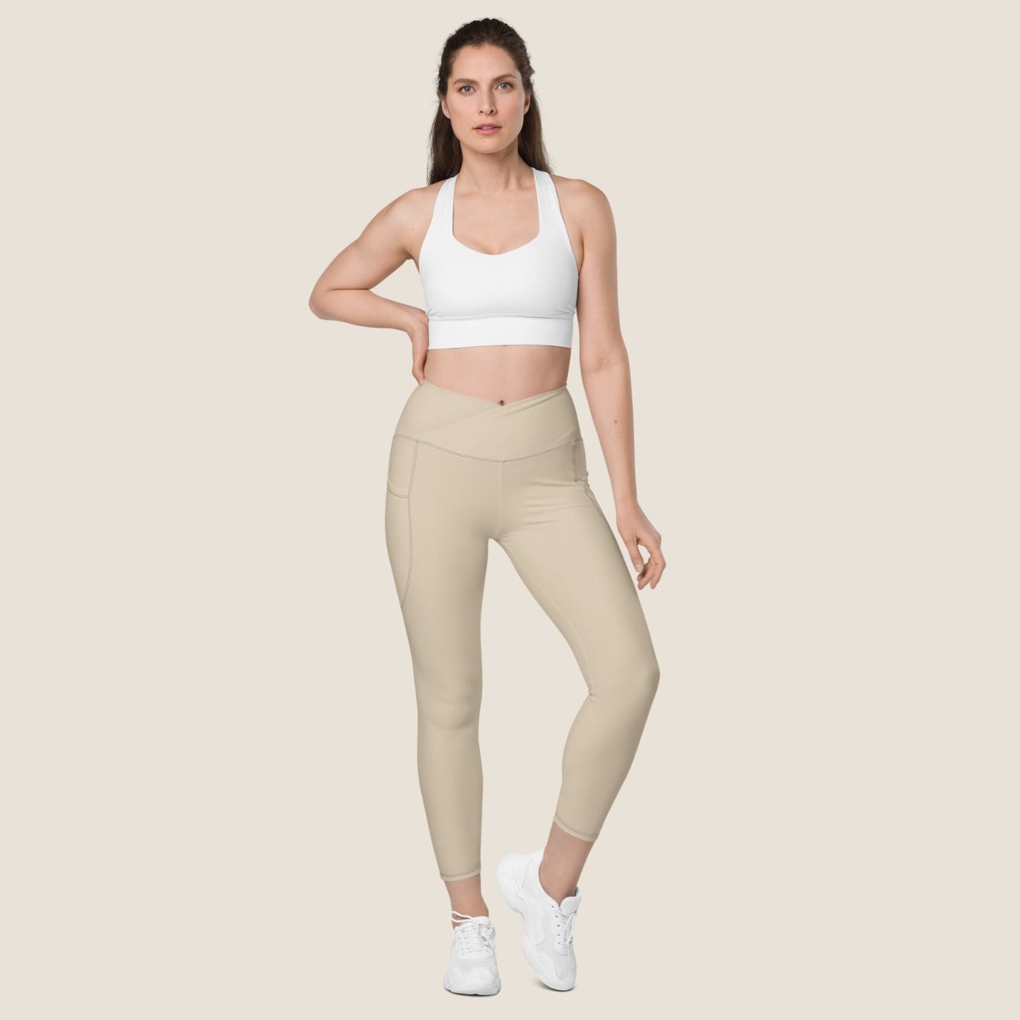 CALM MOVE Leggings in desert beige, soft recycled fabric made for calm energy.
