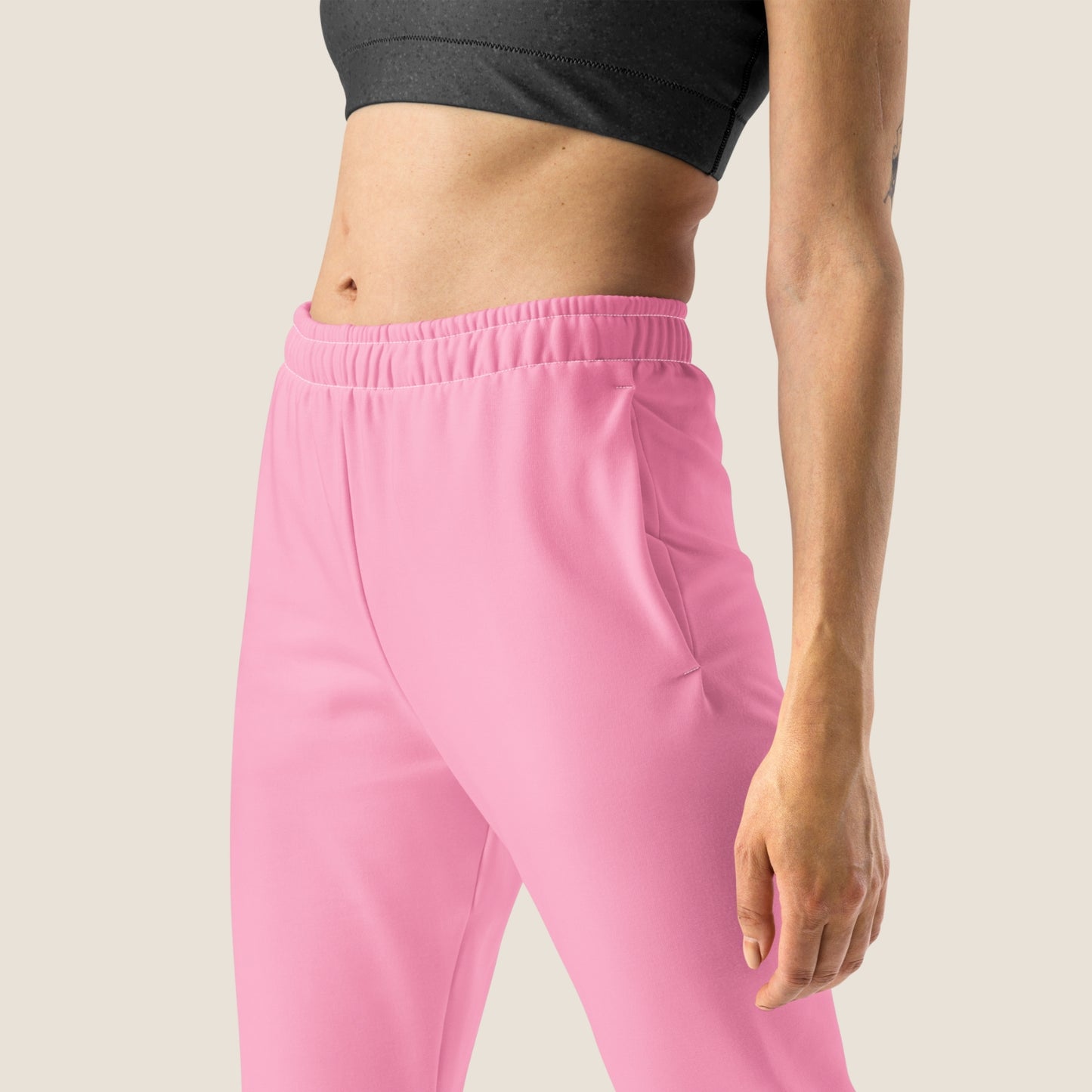 recycled woman jogger in pink