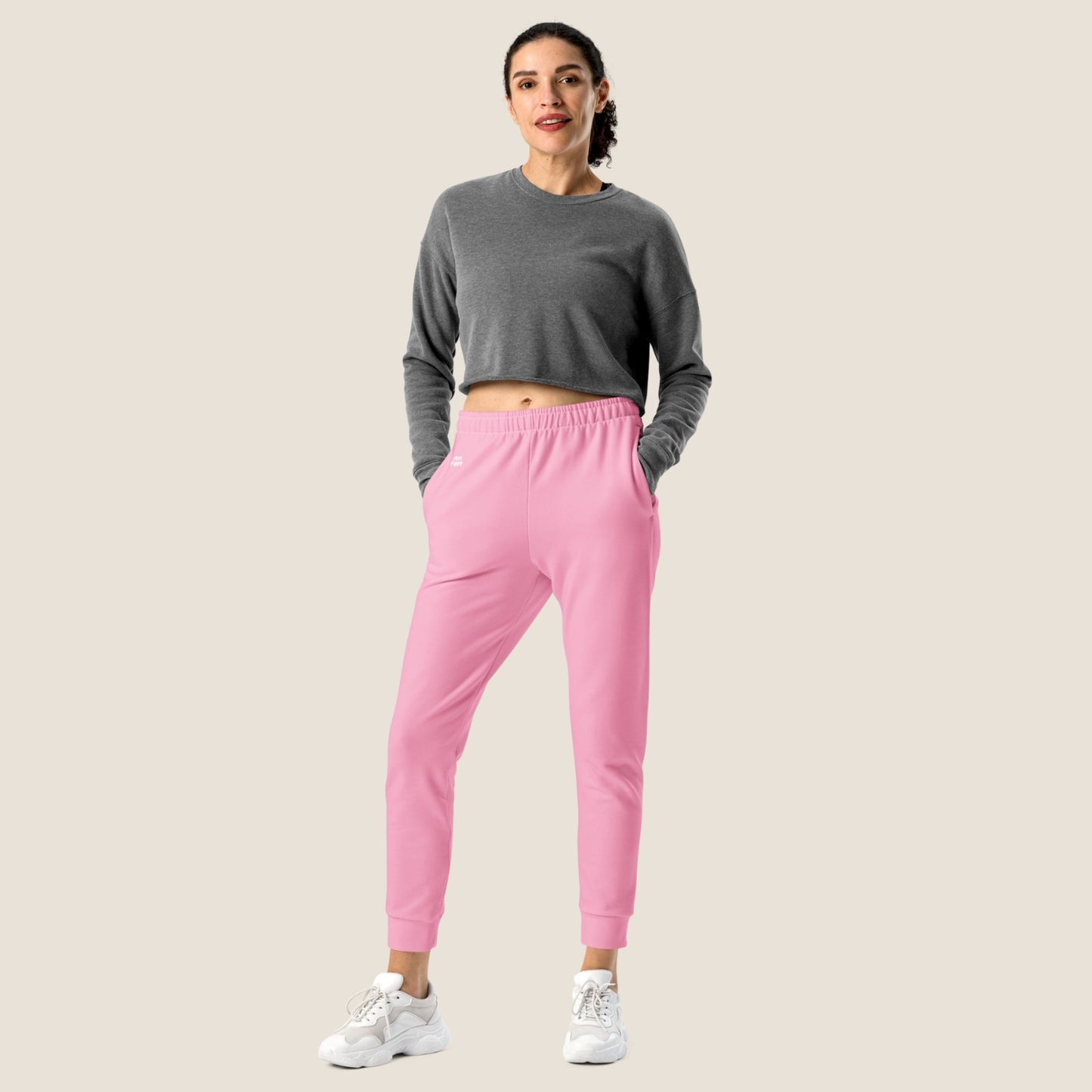 recycled woman jogger in pink