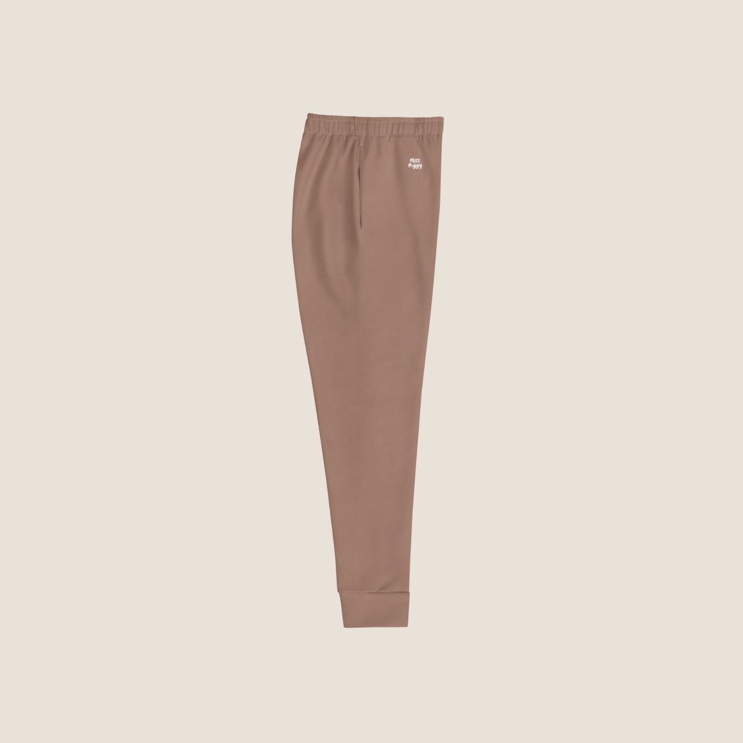 recycled woman jogger in mocha mousse