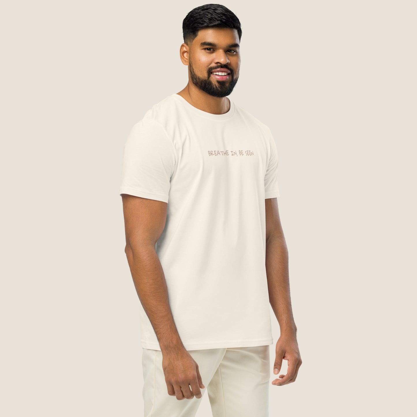 Unisex vintage white t-shirt with in organic cotton.