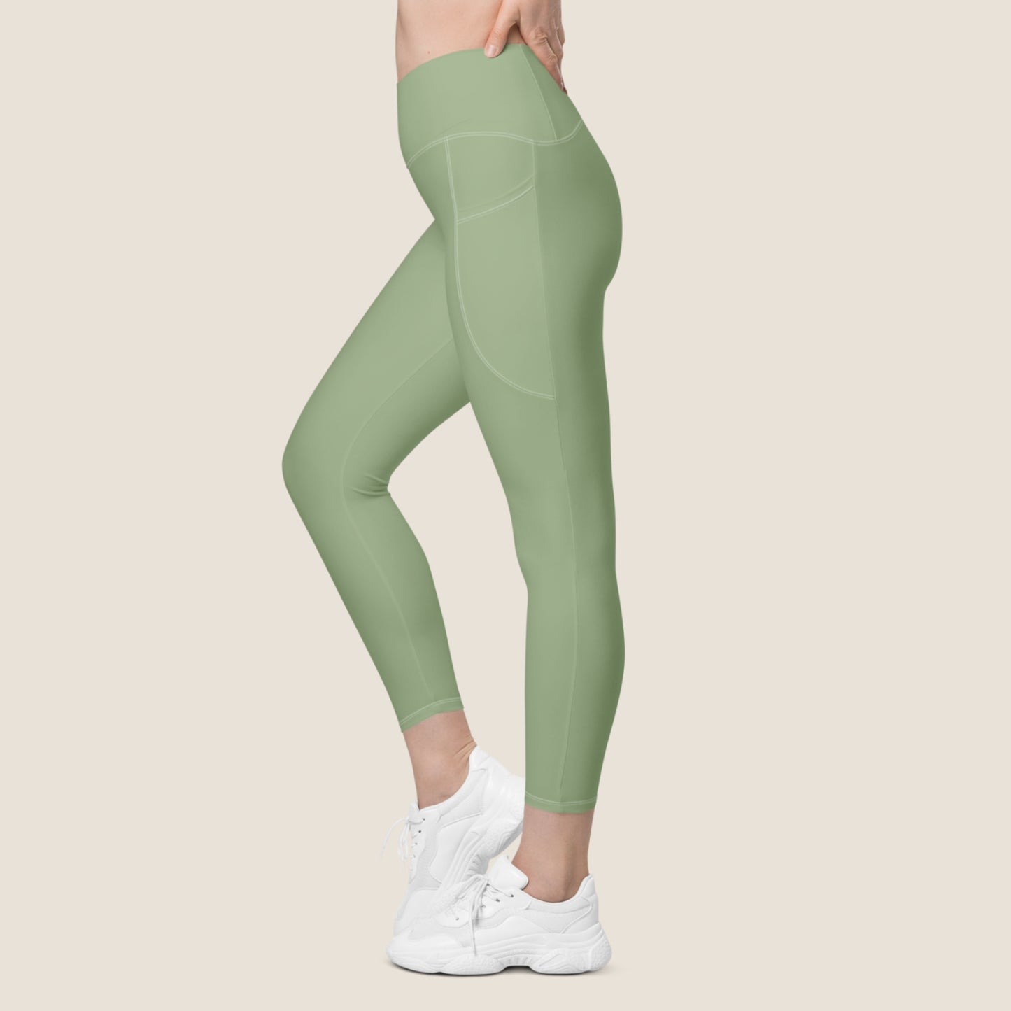 High-waisted GRACE leggings made from recycled materials, offering gentle compression and effortless motion. Soulwear for movement without pressure.