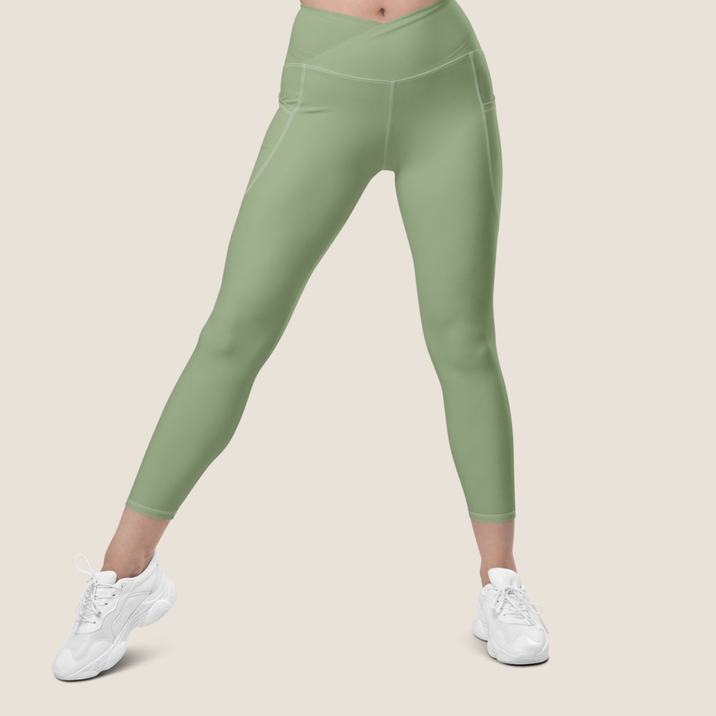 High-waisted GRACE leggings made from recycled materials, offering gentle compression and effortless motion. Soulwear for movement without pressure.