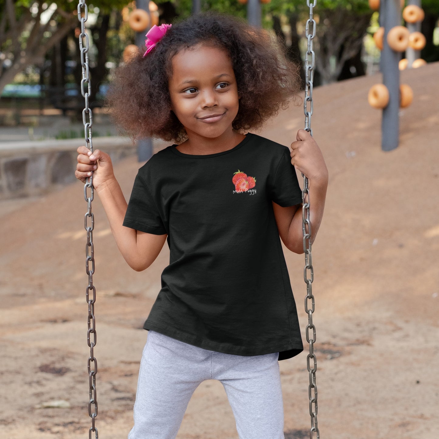 JUICY kids organic t-shirt by Miss Piggy – Soulwear Kids tee in black
