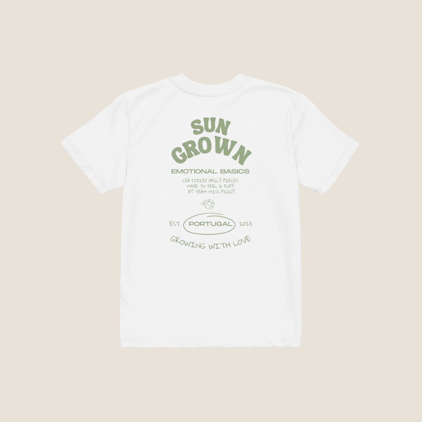 SUN GROW kids organic t-shirt by Miss Piggy – Soulwear Kids tee in white and matcha print