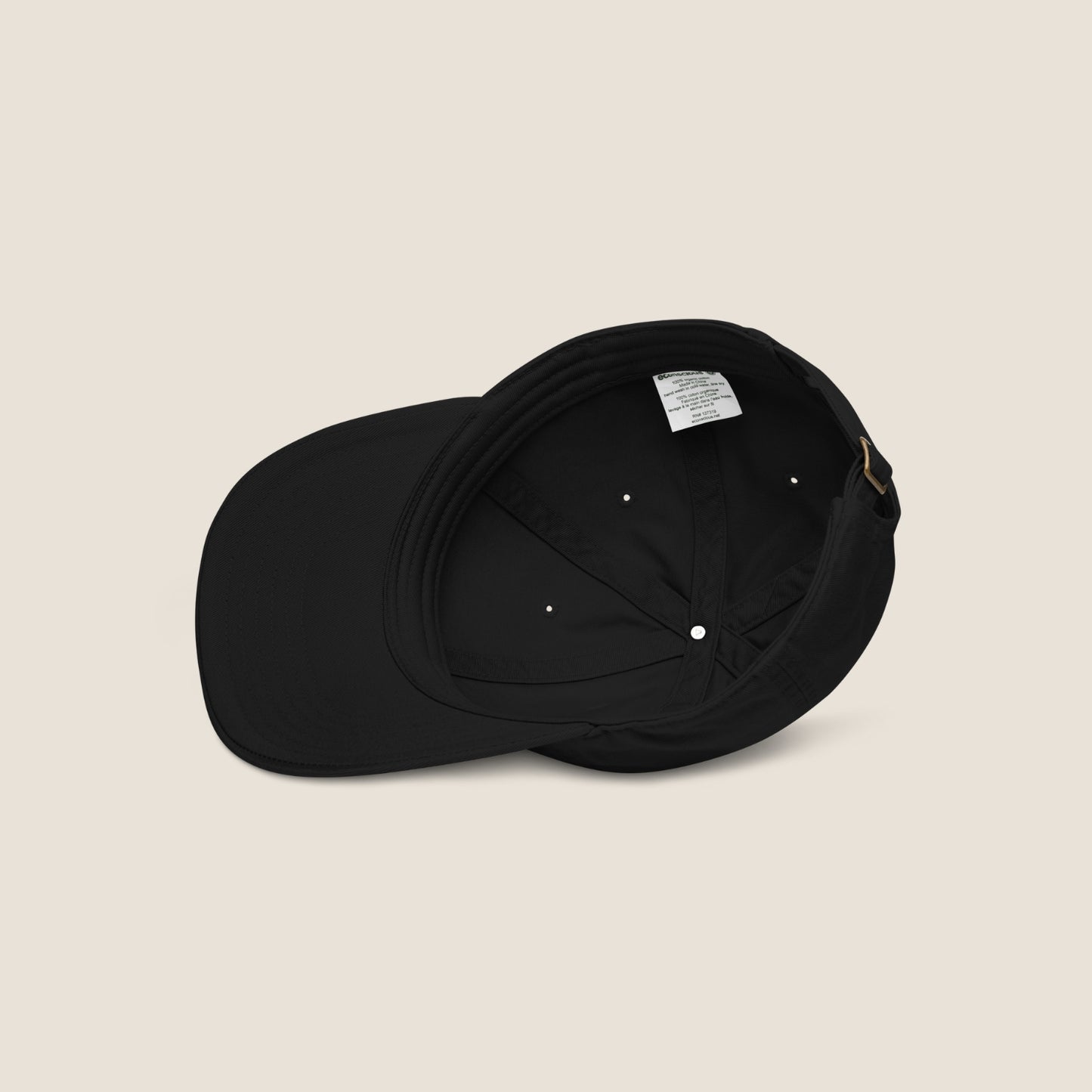 UNSEEN organic cap by Miss Piggy – sustainable soulwear accessory in black