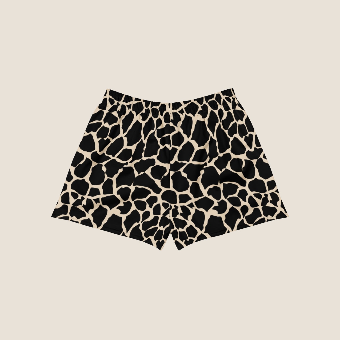 UNSEEN recycled shorts by Miss Piggy – light, conscious summer staple
