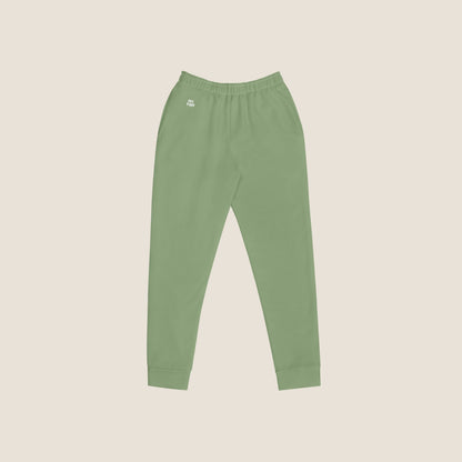 recycled woman jogger in tendril green