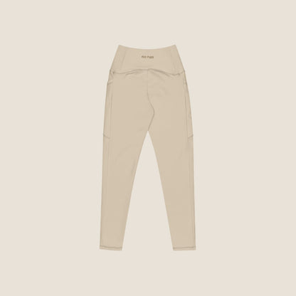 CALM MOVE Leggings in desert beige, soft recycled fabric made for calm energy.