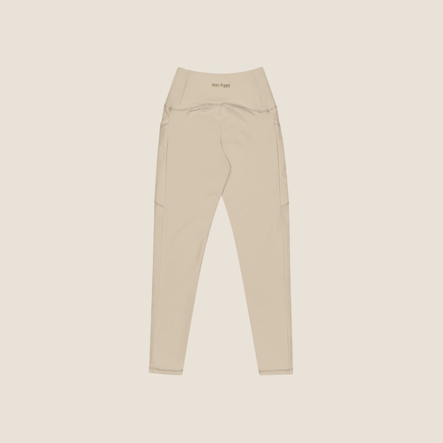CALM MOVE Leggings in desert beige, soft recycled fabric made for calm energy.