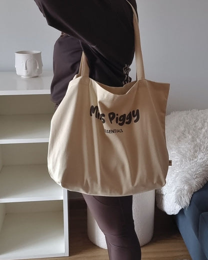 CARRY Shopper in oyster dark tone, organic cotton tote bag by Miss Piggy – Soulwear.