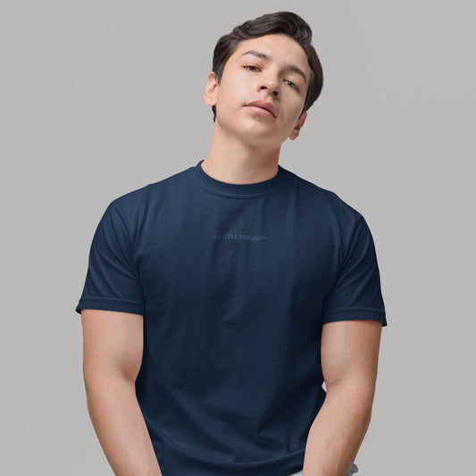 GENTLE ENDINGS ORGANIC T-SHIRT navy | blue