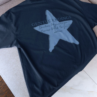 GENTLE ENDINGS ORGANIC T-SHIRT navy | blue