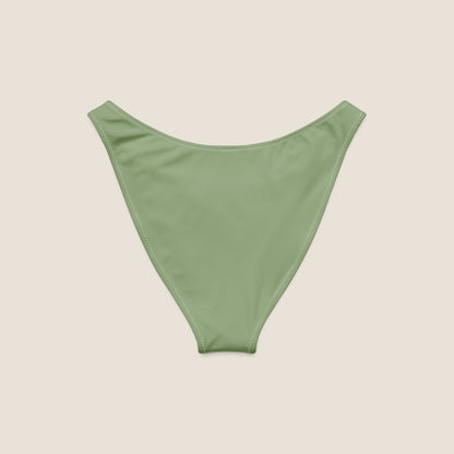 V-cut bikini bottom from the GRACE capsule - designed for comfort, movement and quiet confidence. Made from recycled materials.