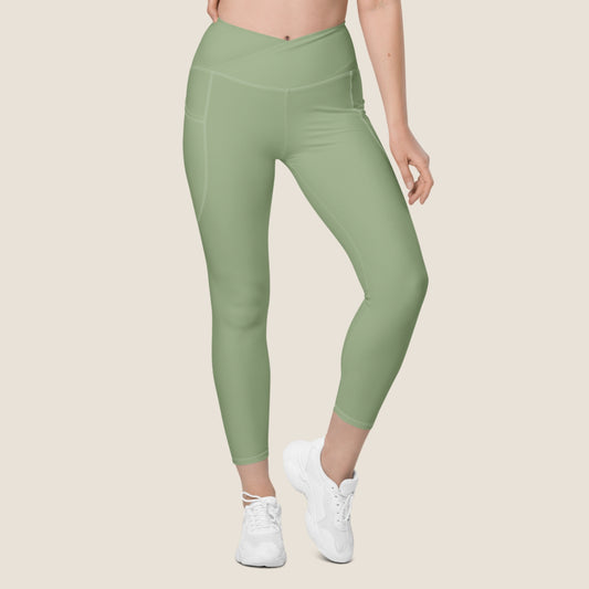 High-waisted GRACE leggings made from recycled materials, offering gentle compression and effortless motion. Soulwear for movement without pressure.