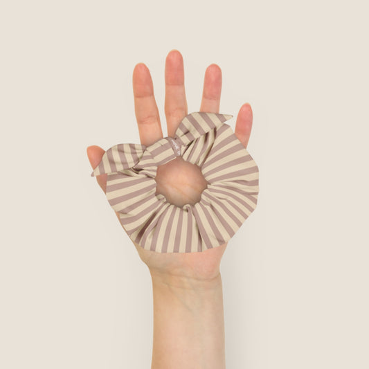 MALVA scrunchie by Miss Piggy – recycled hair accessory with summer soul