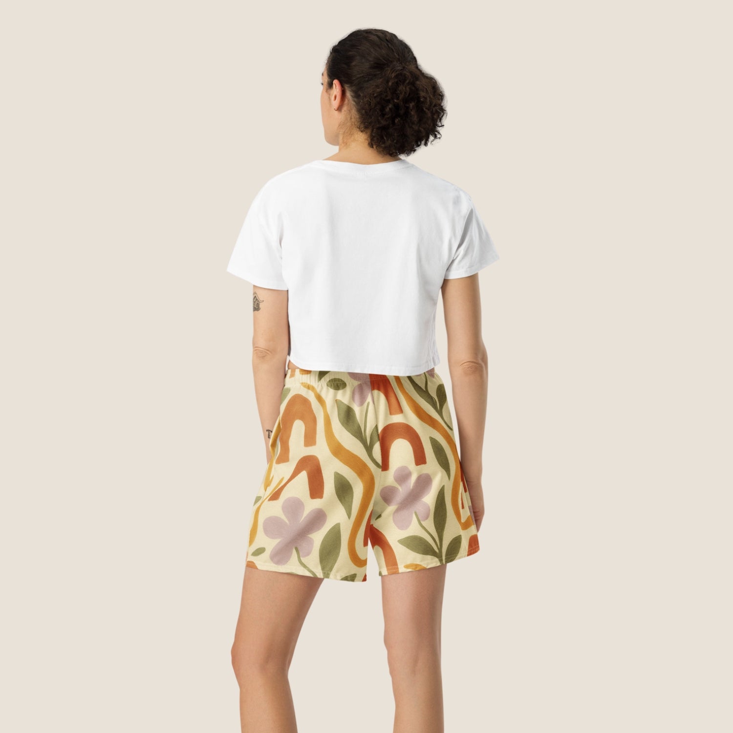 MEDITERRANEAN recycled long shorts by Miss Piggy – light, conscious summer staple