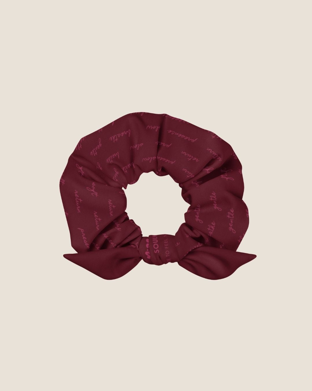 MESSAGE recycled scrunchie in burgundy by Miss Piggy – Soulwear.
