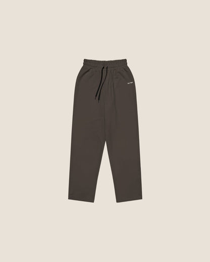 MISS PIGGY BASIC WIDE SWEATPANTS incharcoal with off-white print, made from recycled materials.