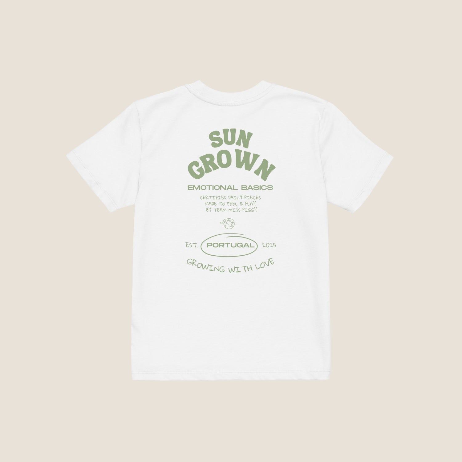 SUN GROW kids organic t-shirt by Miss Piggy – Soulwear Kids tee in white and matcha print