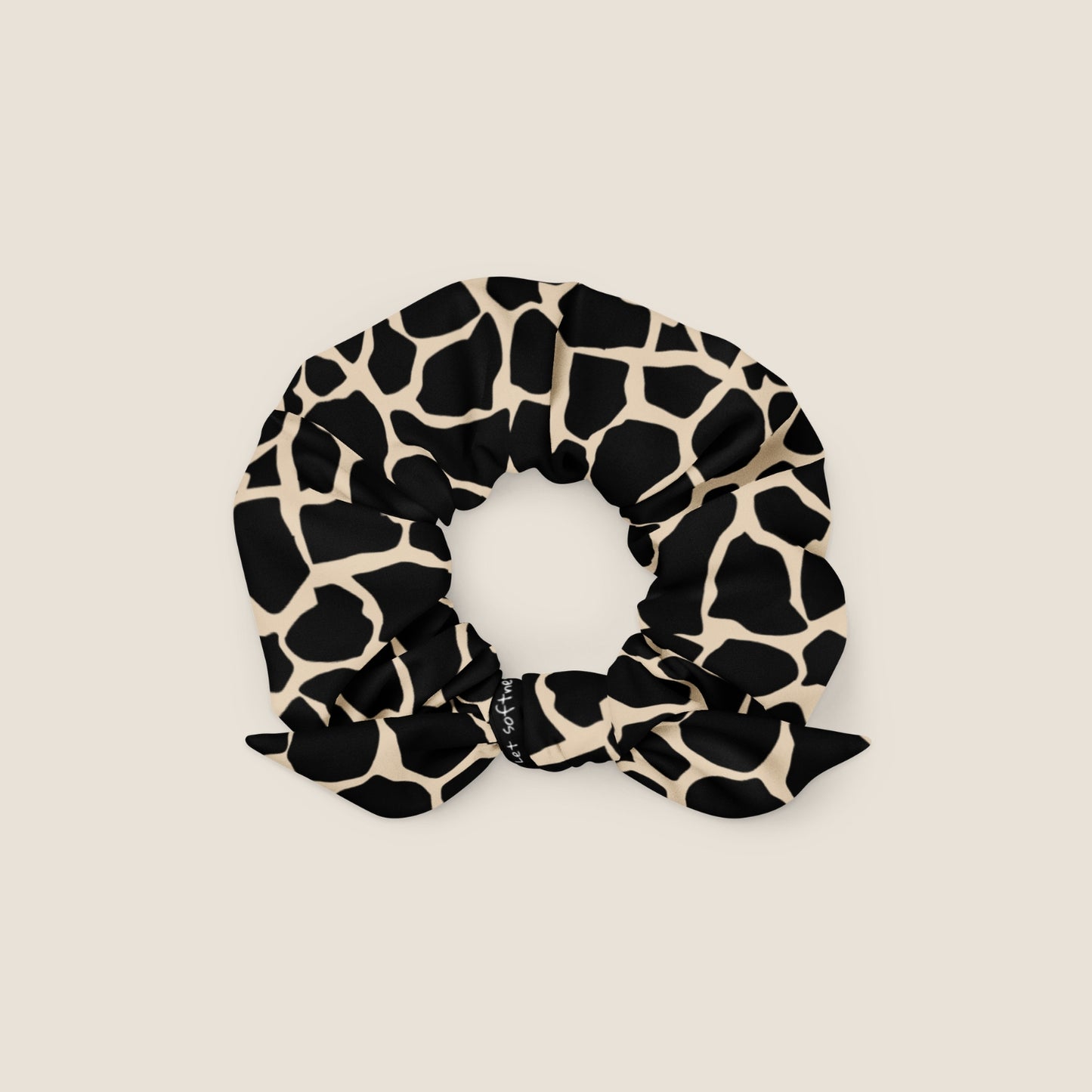 UNSEEN scrunchie by Miss Piggy – recycled hair accessory with summer soul