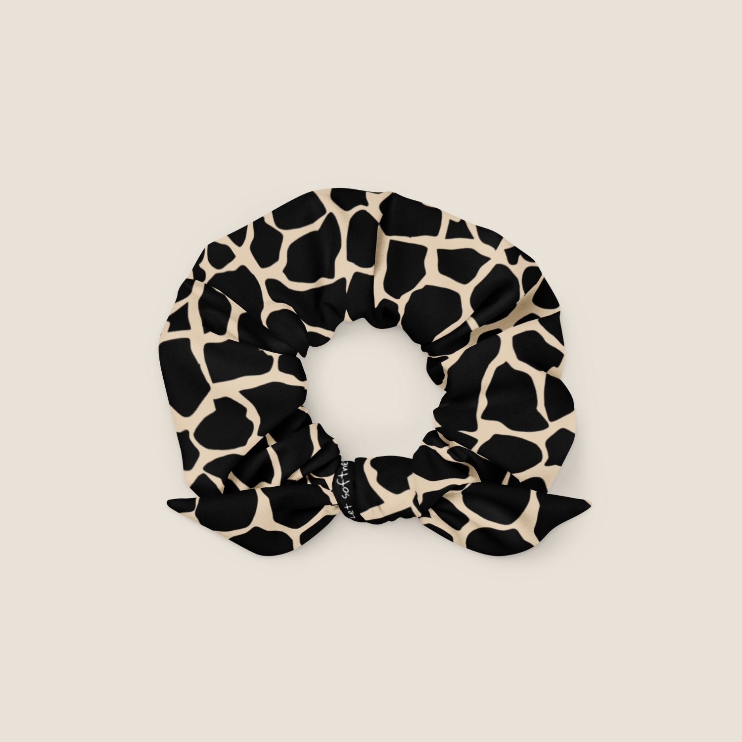 UNSEEN scrunchie by Miss Piggy – recycled hair accessory with summer soul