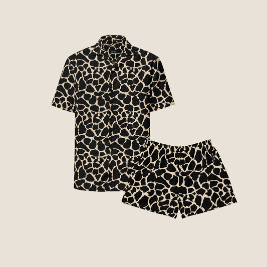 UNSEEN recycled shirt and shorts by Miss Piggy – featherlight soulwear capsule set